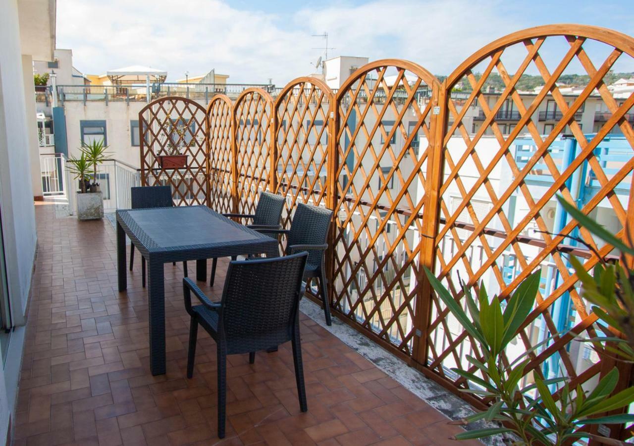 Vento Di Ponente Appartement Gaeta Buitenkant foto